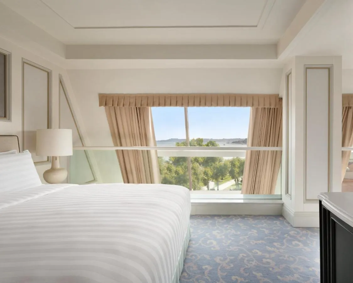 Shangri-La Bosphorus, Istanbul Hotel