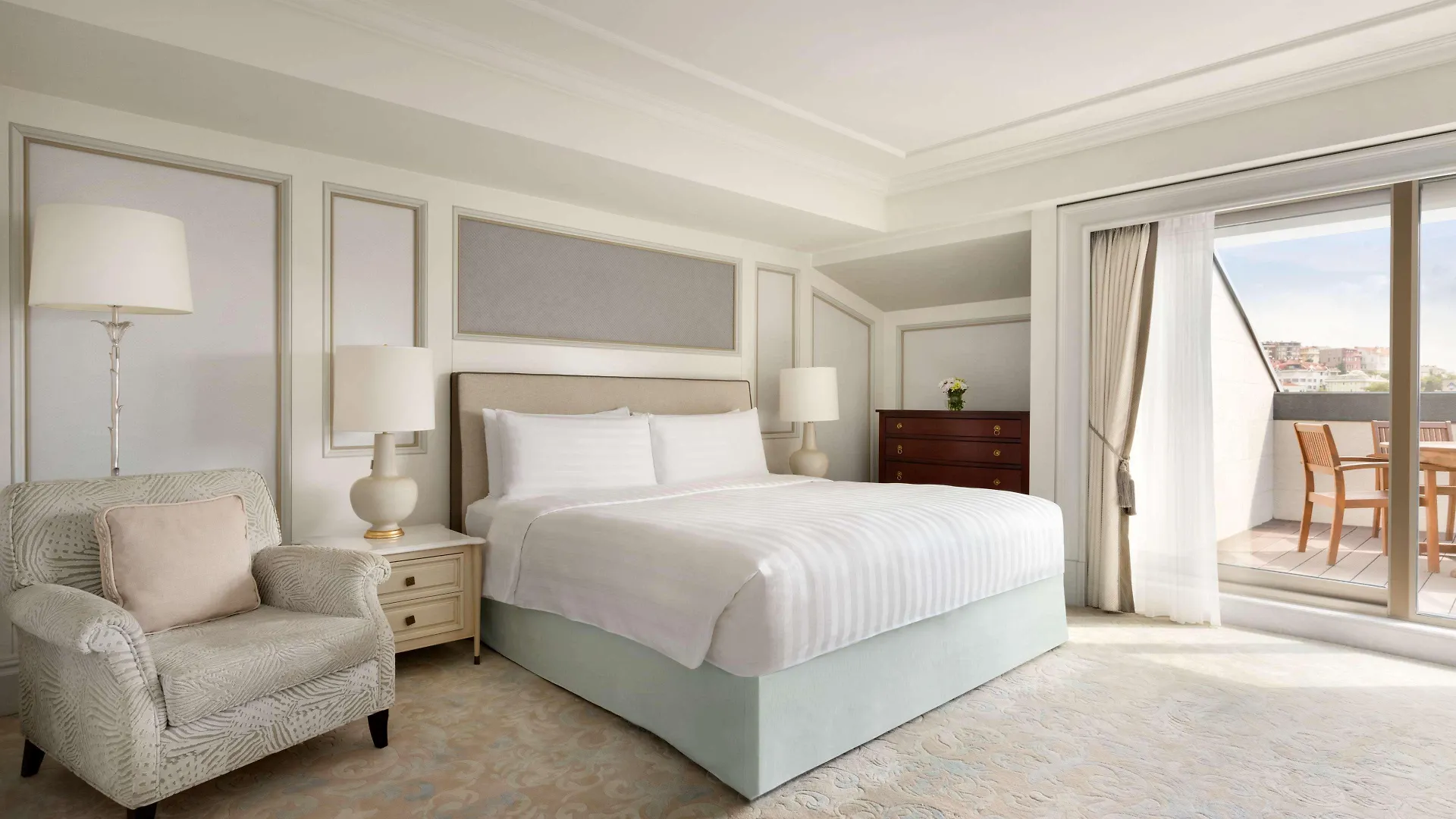 Shangri-La Bosphorus, Istanbul Hotel