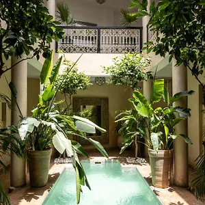 Riad O *****