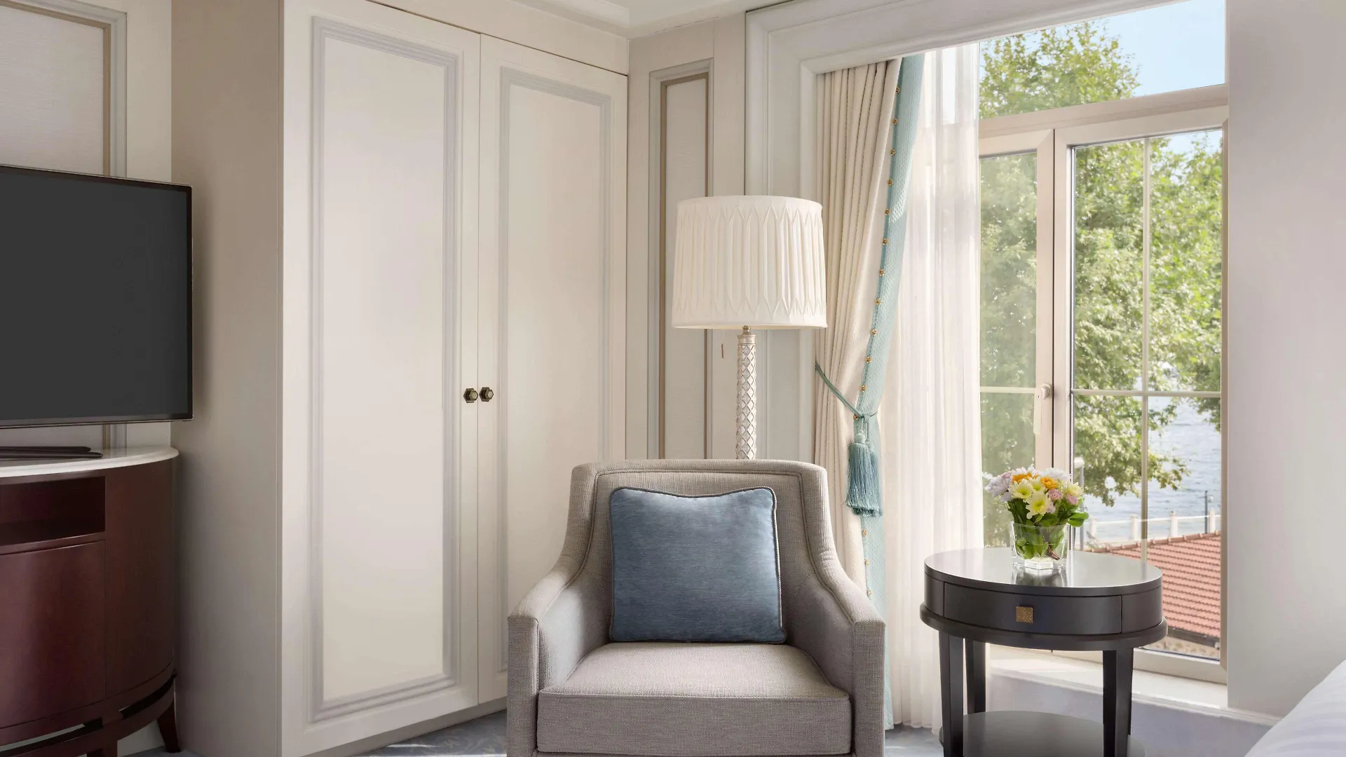 Shangri-La Bosphorus, Istanbul