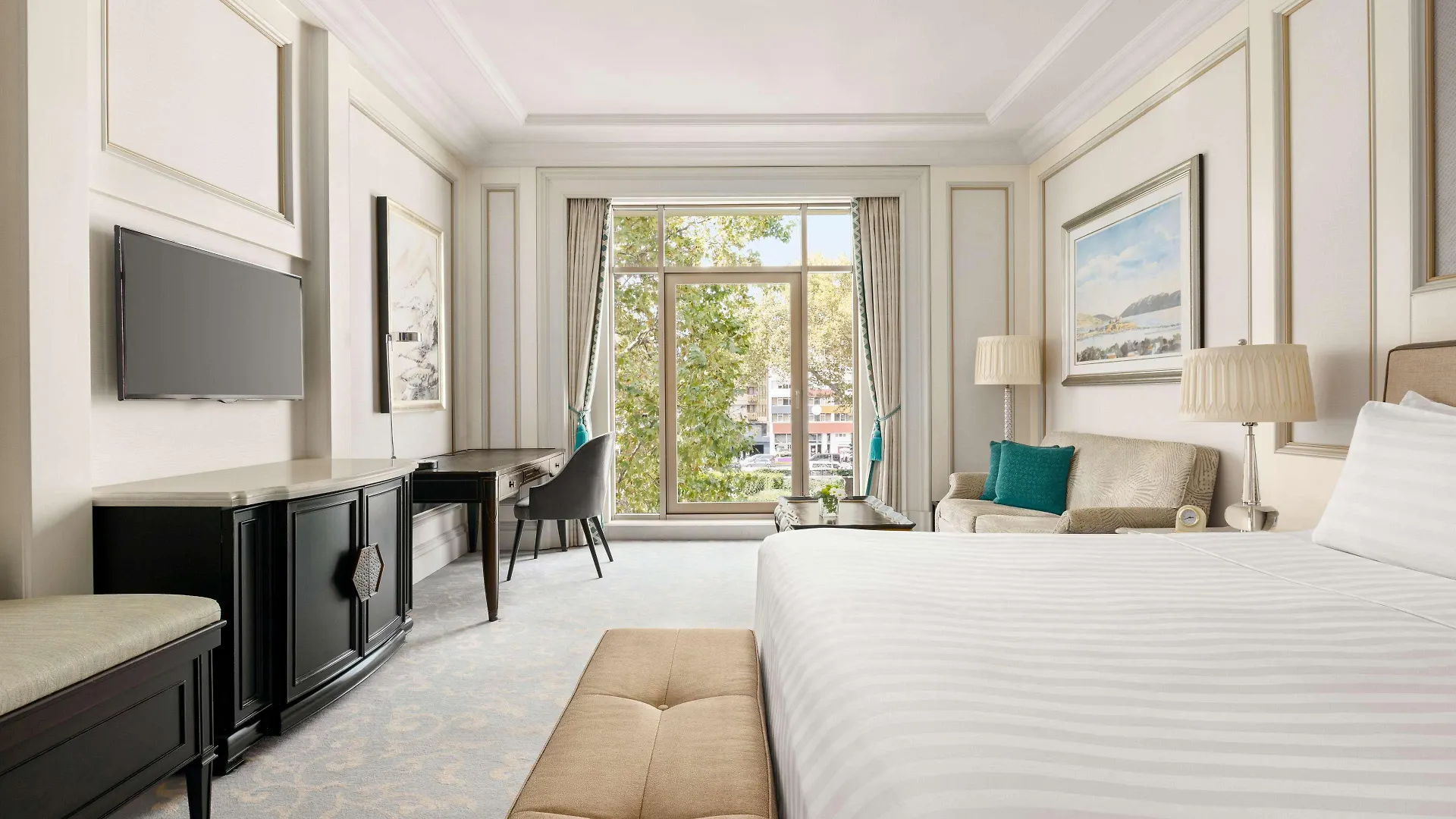 Shangri-La Bosphorus, Istanbul 5*,